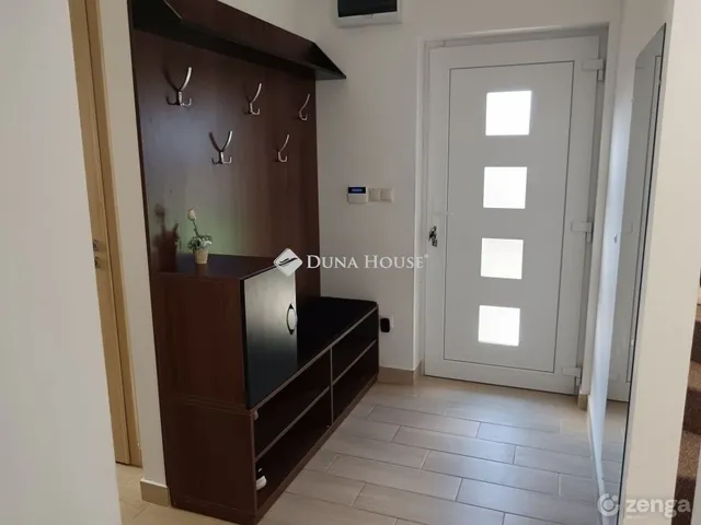 Eladó ház Üllő 96 nm