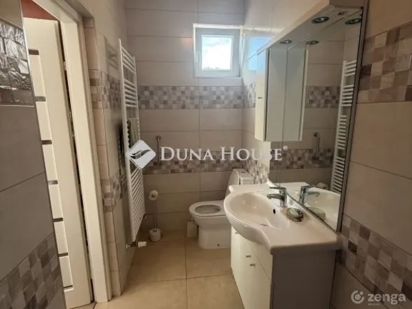 Eladó ház Budapest XVIII. kerület, Lónyaytelep 111 nm