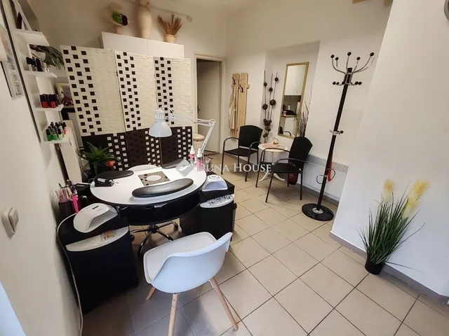 Eladó ház Budapest XVIII. kerület, Ganztelep 276 nm