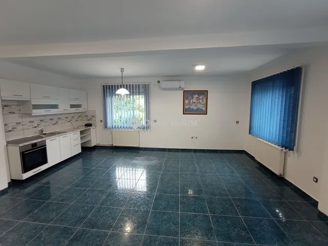 Eladó ház Budapest XVIII. kerület, Ganztelep 276 nm