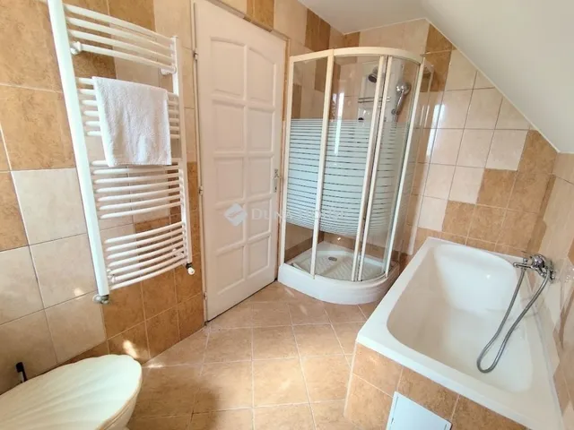 Eladó ház Budapest XVII. kerület, Rákoskert 103 nm