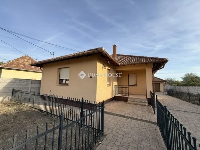 Eladó ház Gyál 102 nm