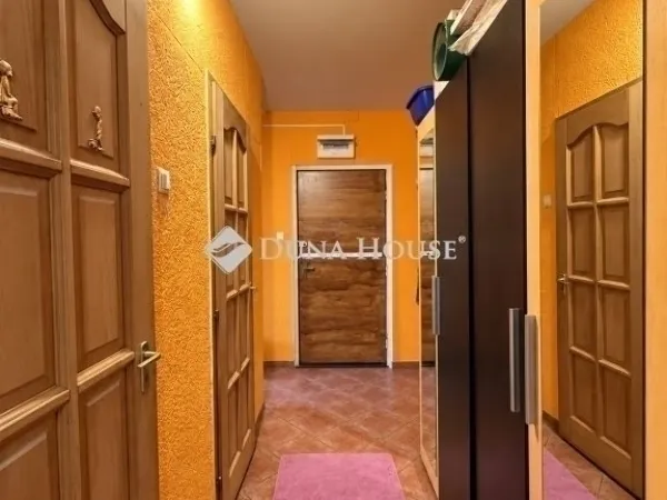 Eladó lakás Budapest XVIII. kerület, Havanna lakótelep 53 nm