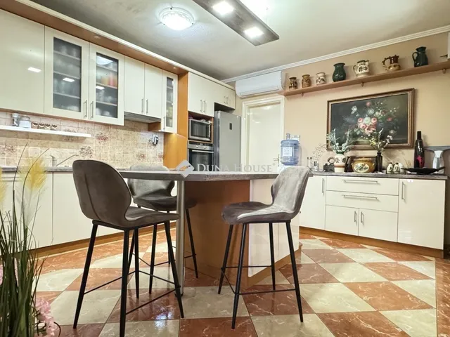 Eladó ház Békés, Malomvég 185 nm