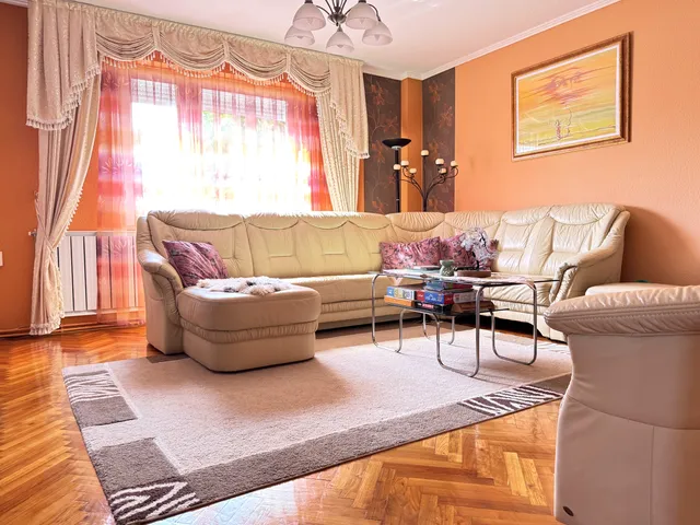 Eladó ház Békés, Malomvég 185 nm