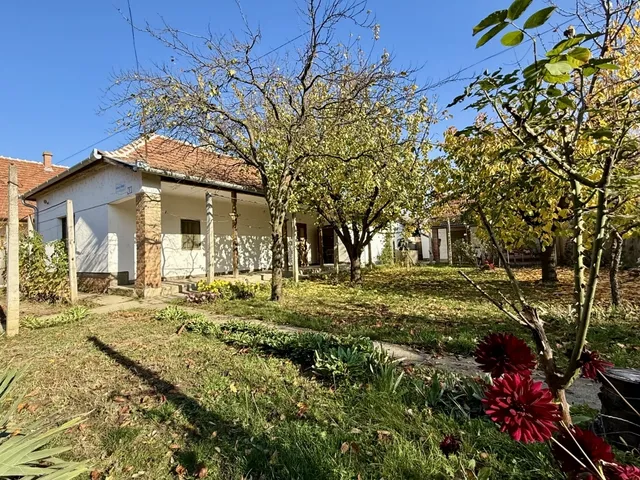 Eladó ház Békéscsaba 72 nm