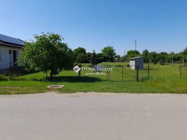 Eladó telek Békéscsaba 752 nm