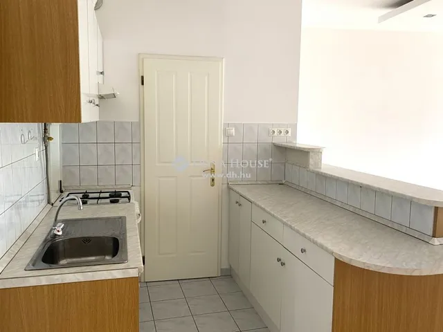 Kiadó lakás Békéscsaba 96 nm