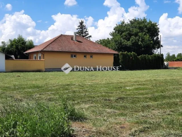 Eladó telek Békéscsaba 1509 nm