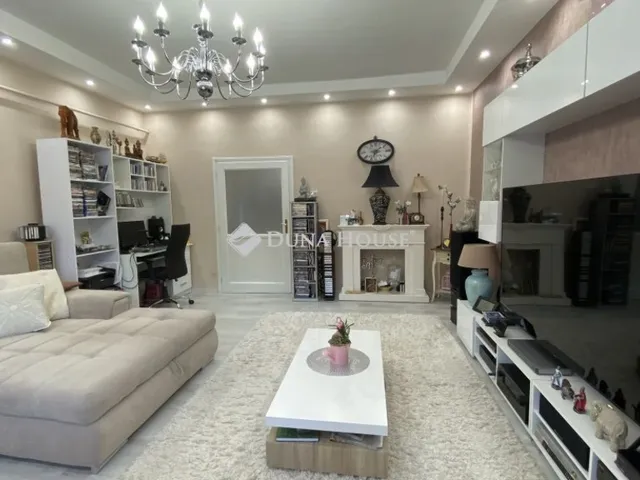 Eladó lakás Békéscsaba 72 nm