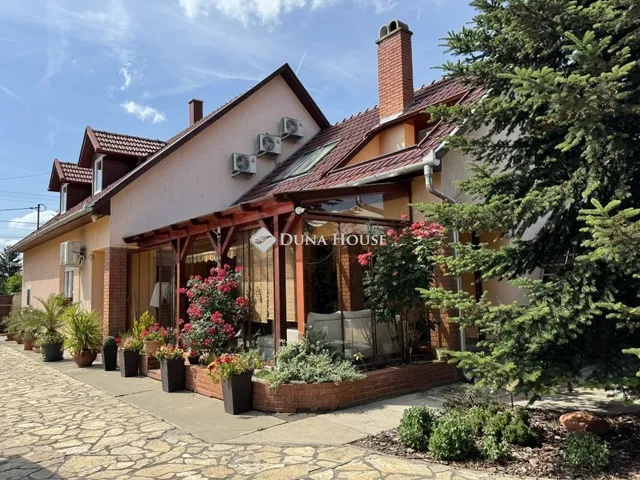 Eladó ház Békés 185 nm