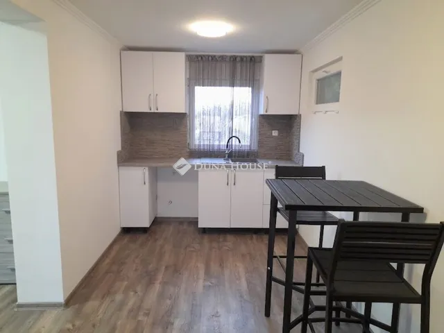 Eladó ház Békéscsaba 25 nm