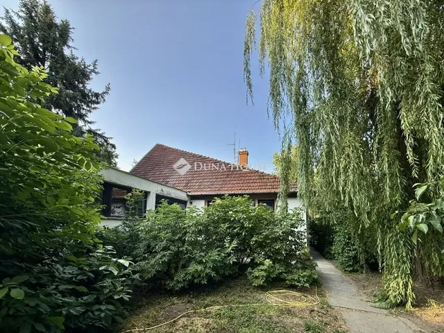 Eladó üdülő és hétvégi ház Doboz 700 nm