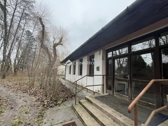 Eladó üdülő és hétvégi ház Doboz 700 nm