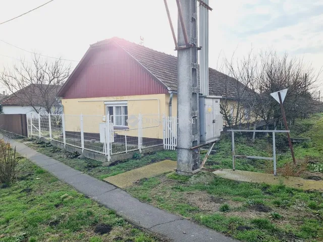 Eladó ház Doboz 89 nm