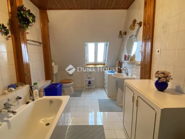 Eladó ház Békéscsaba 237 nm