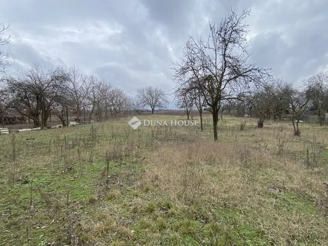 Eladó telek Békéscsaba 2968 nm