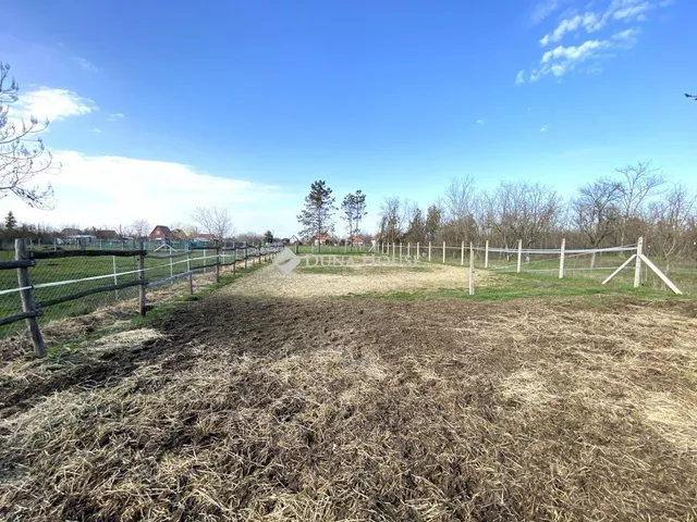 Eladó telek Békéscsaba, Kastélyszőlők 1456 nm