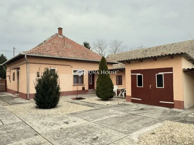 Eladó ház Mezőkovácsháza 72 nm