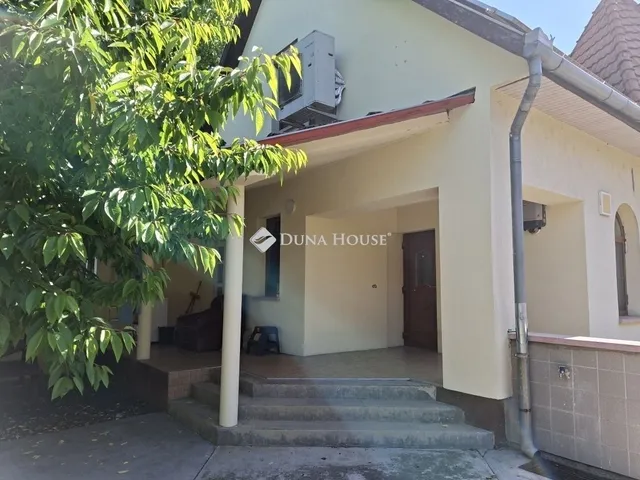 Eladó ház Sarkad 171 nm