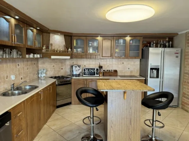 Eladó ház Békéscsaba, Gerla 230 nm