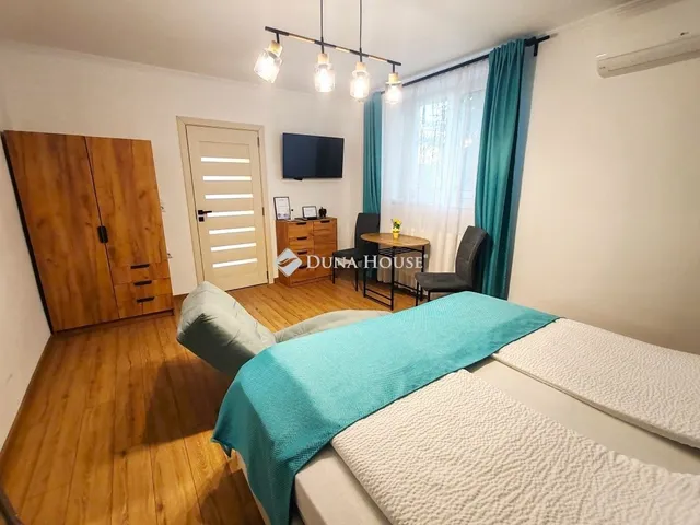 Eladó kereskedelmi és ipari ingatlan Gyula 56 nm