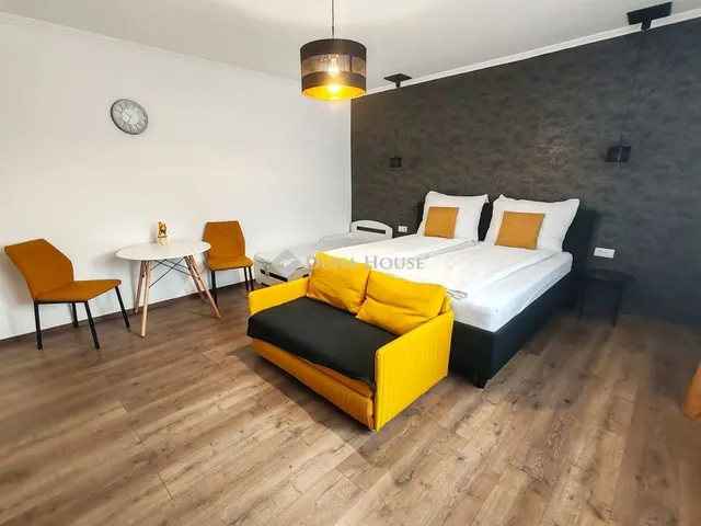 Eladó kereskedelmi és ipari ingatlan Gyula 56 nm