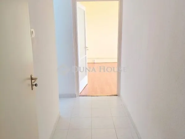 Eladó lakás Békéscsaba 58 nm