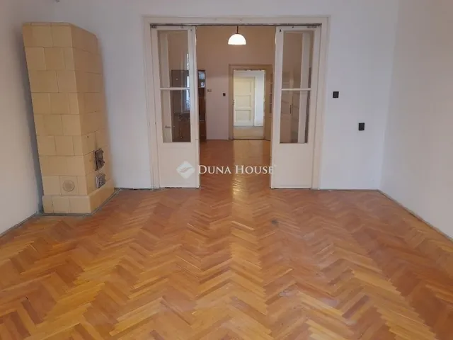 Eladó lakás Békéscsaba, Belváros 84 nm