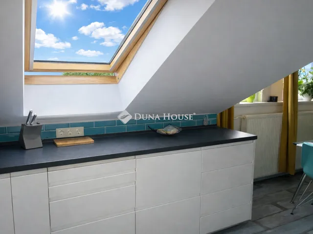 Eladó lakás Békéscsaba, Penza-lakótelep 79 nm