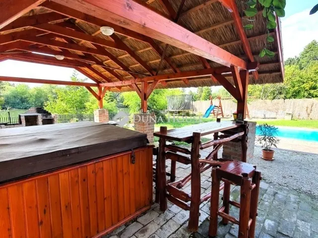 Eladó üdülő és hétvégi ház Békésszentandrás 159 nm