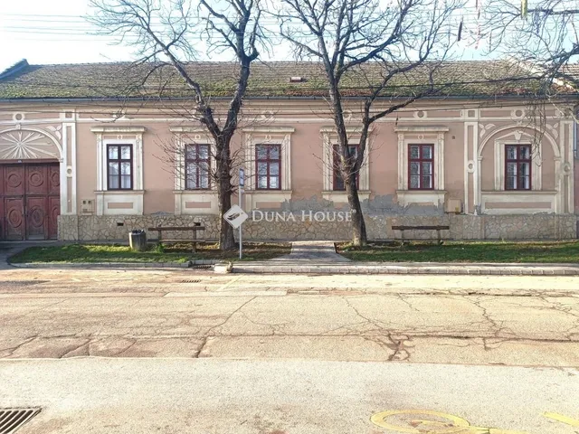 Eladó ház Köröstarcsa 227 nm