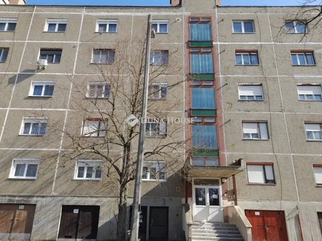 Eladó lakás Békéscsaba 58 nm