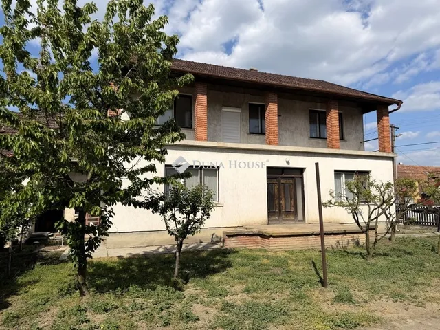 Eladó ház Békés 181 nm