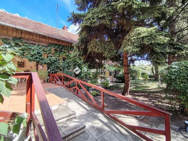 Eladó ház Békéscsaba 190 nm