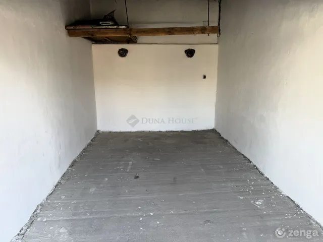 Eladó garázs Békéscsaba 16 nm