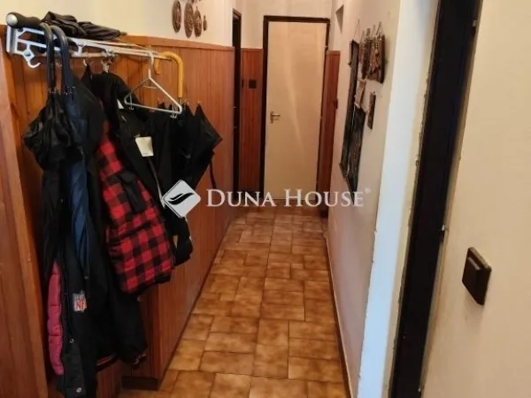 Eladó ház Budapest XV. kerület 187 nm