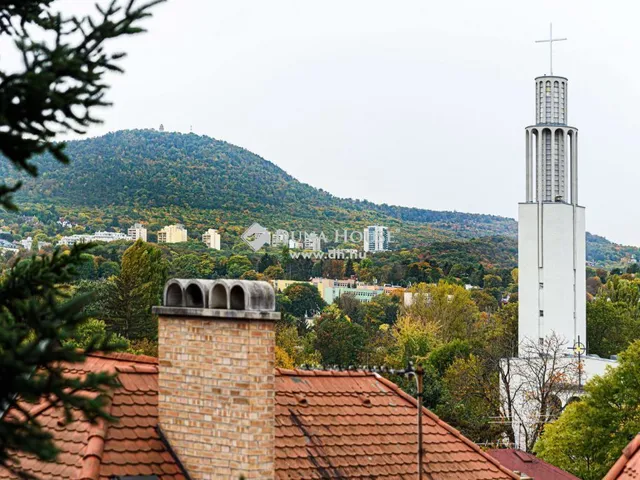 Eladó ház Budapest II. kerület, Pasarét 263 nm