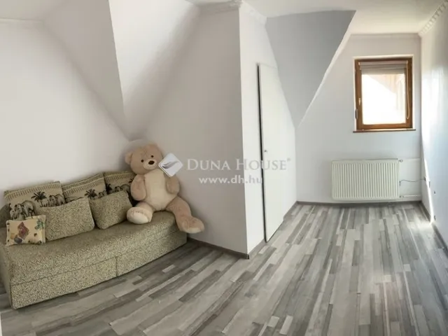 Eladó ház Tököl 197 nm