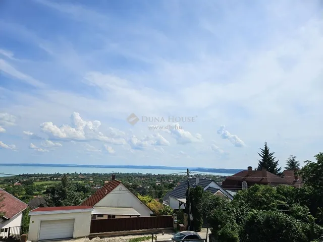 Eladó ház Balatonfüred 270 nm