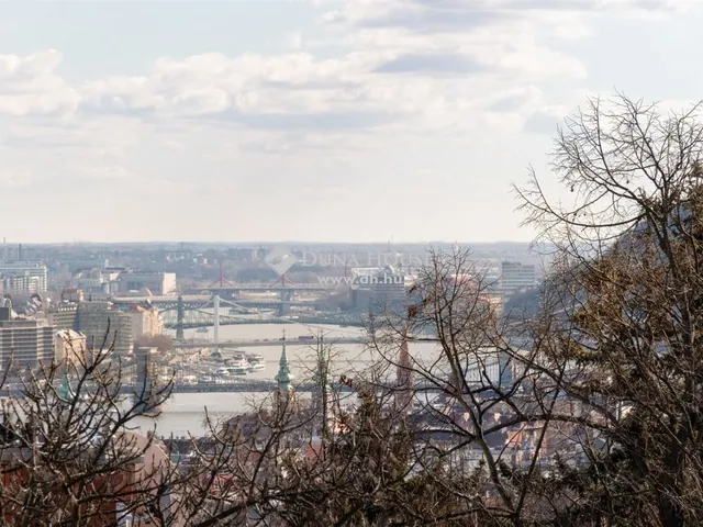 Eladó lakás Budapest II. kerület 77 nm