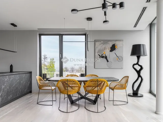 Eladó lakás Budapest XII. kerület 120 nm