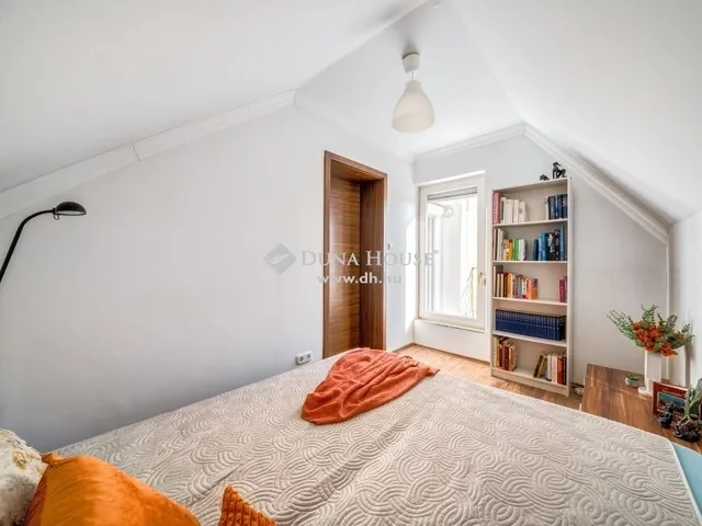 Eladó ház Budapest XI. kerület 260 nm