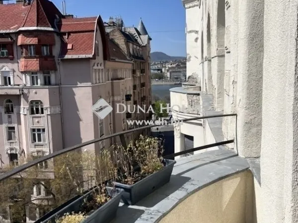 Eladó lakás Budapest V. kerület 221 nm