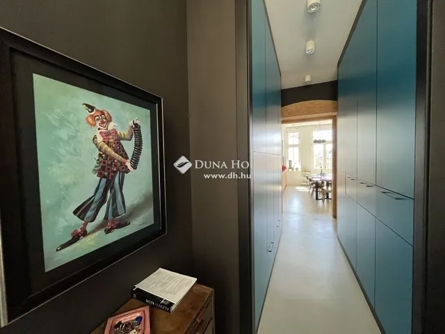 Eladó lakás Budapest V. kerület 221 nm