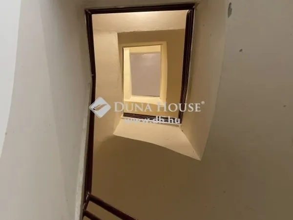 Eladó lakás Budapest II. kerület 106 nm