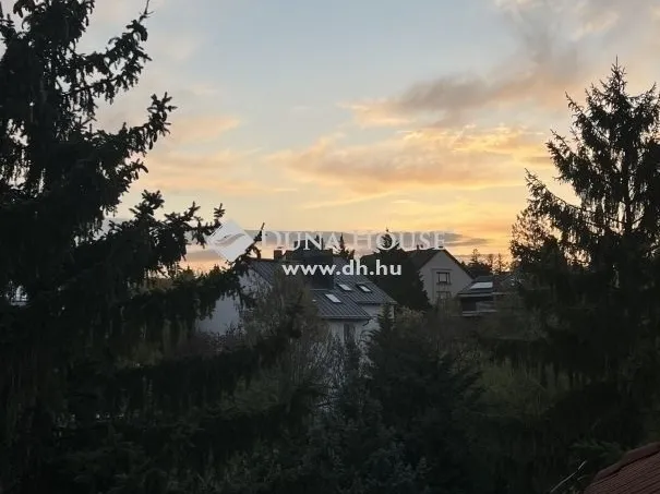 Eladó lakás Budapest II. kerület 106 nm