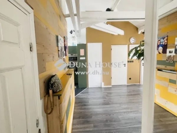 Eladó lakás Budapest II. kerület 106 nm