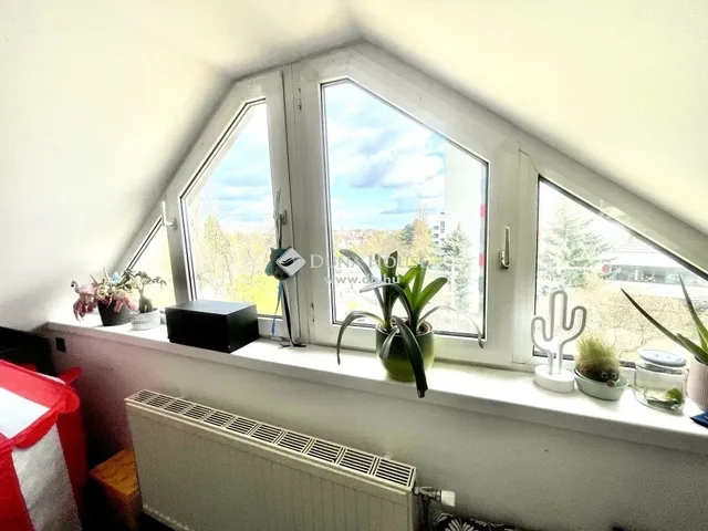 Eladó lakás Budapest II. kerület 106 nm