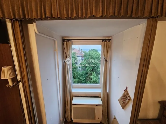 Eladó lakás Budapest II. kerület 77 nm
